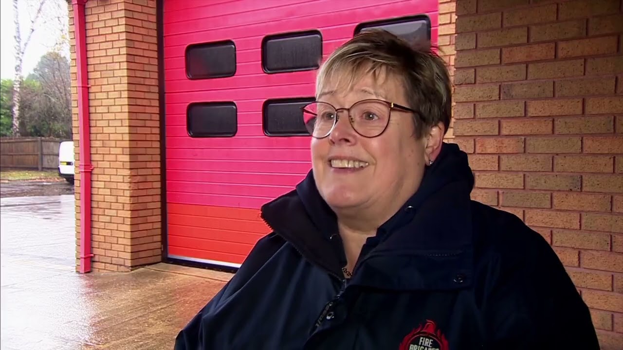 Proposed dangerous cuts to Oxfordshire Fire and Rescue Service BBC Politics South 07/12/2025