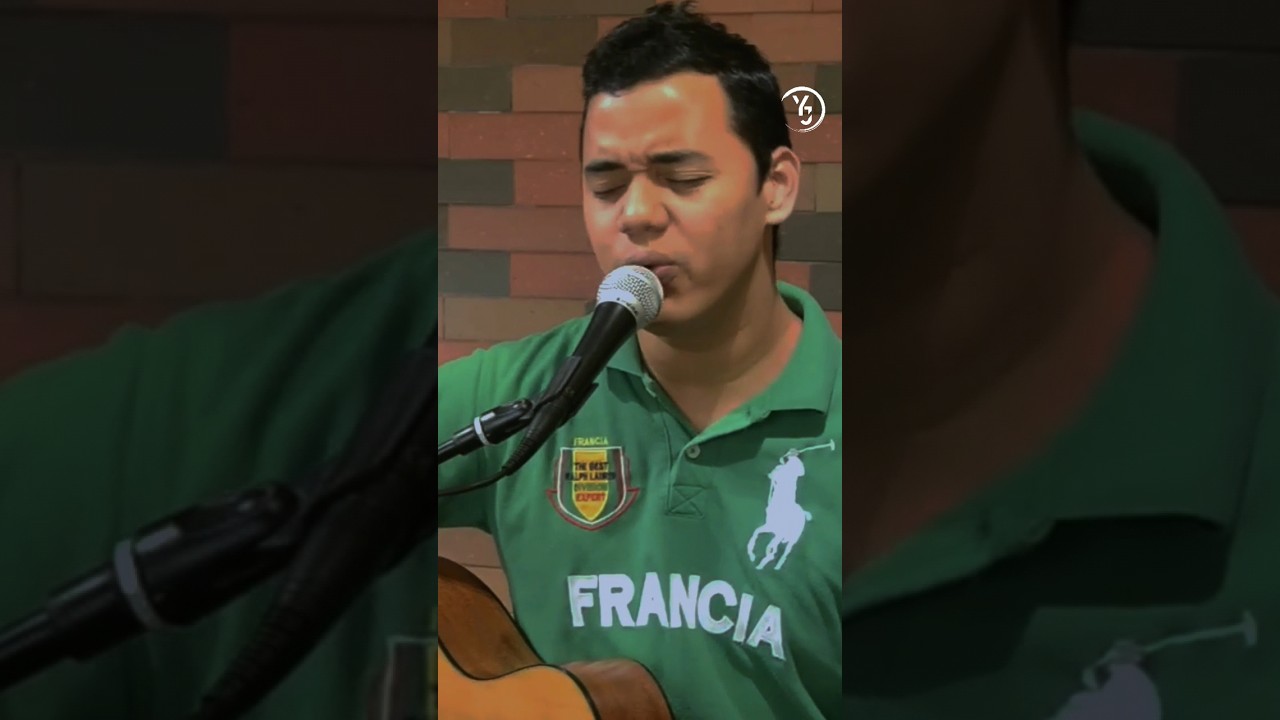Escucha nuestra Playlist 🙏 Adoraci&oacute;n al Sant&iacute;simo #yuliyjosh  - Canciones de Adoraci&oacute;n