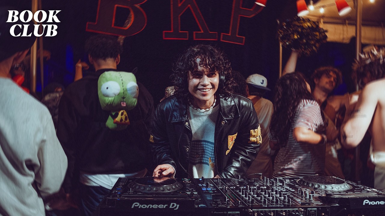 Sentimental Dubstep Mix in Brooklyn | Jojo Lorenzo