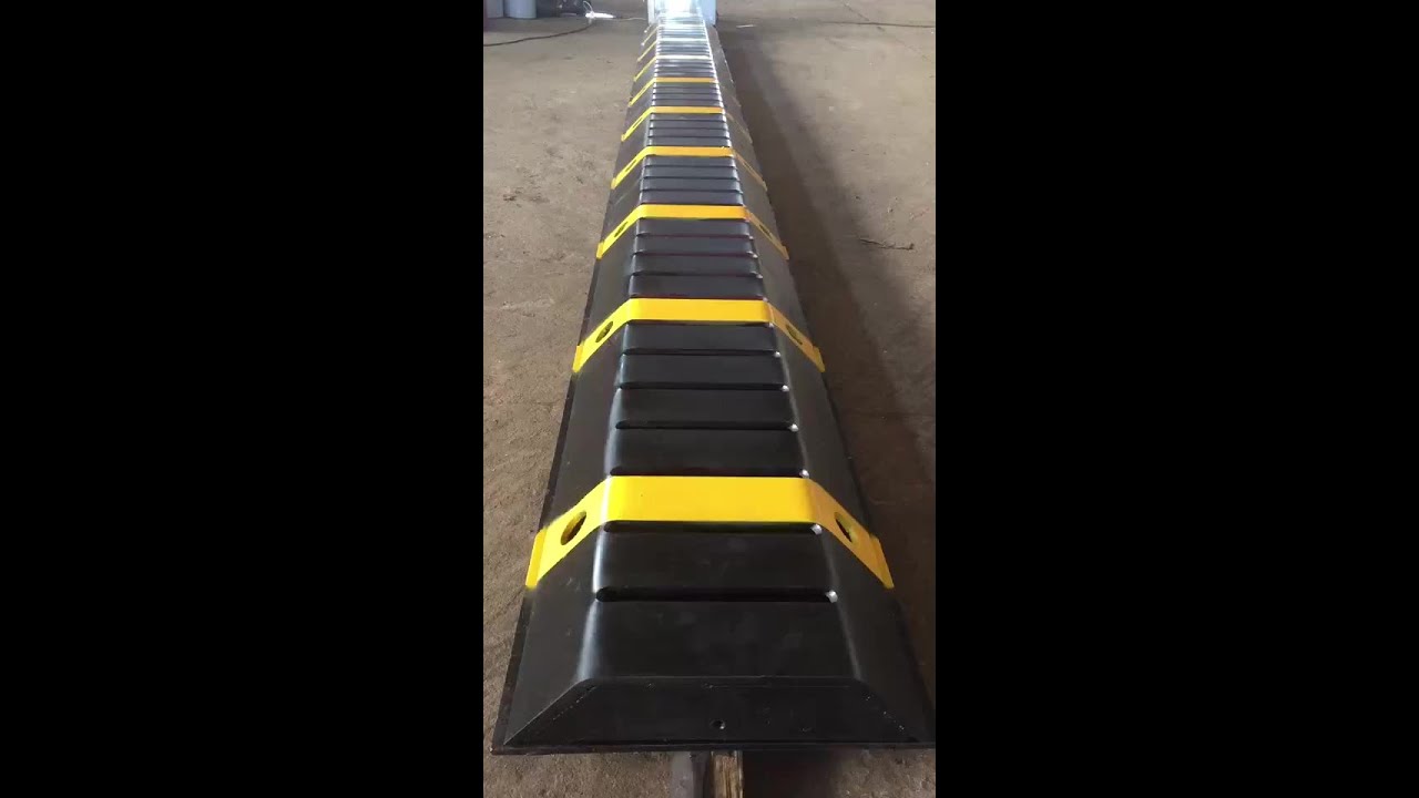 Traffic Road Blocker in 2022