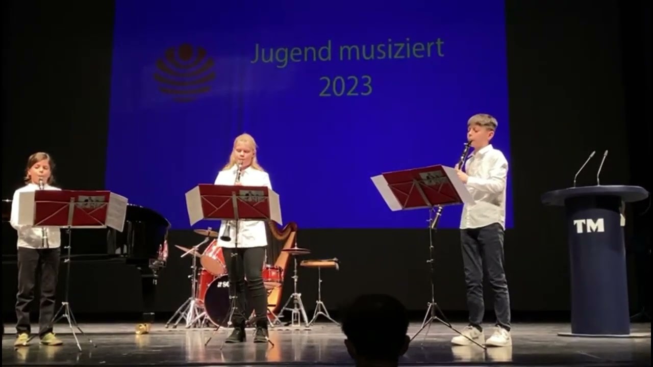 Klarinettentrio: Josef B&ouml;nisch - Aufzug und Tanz