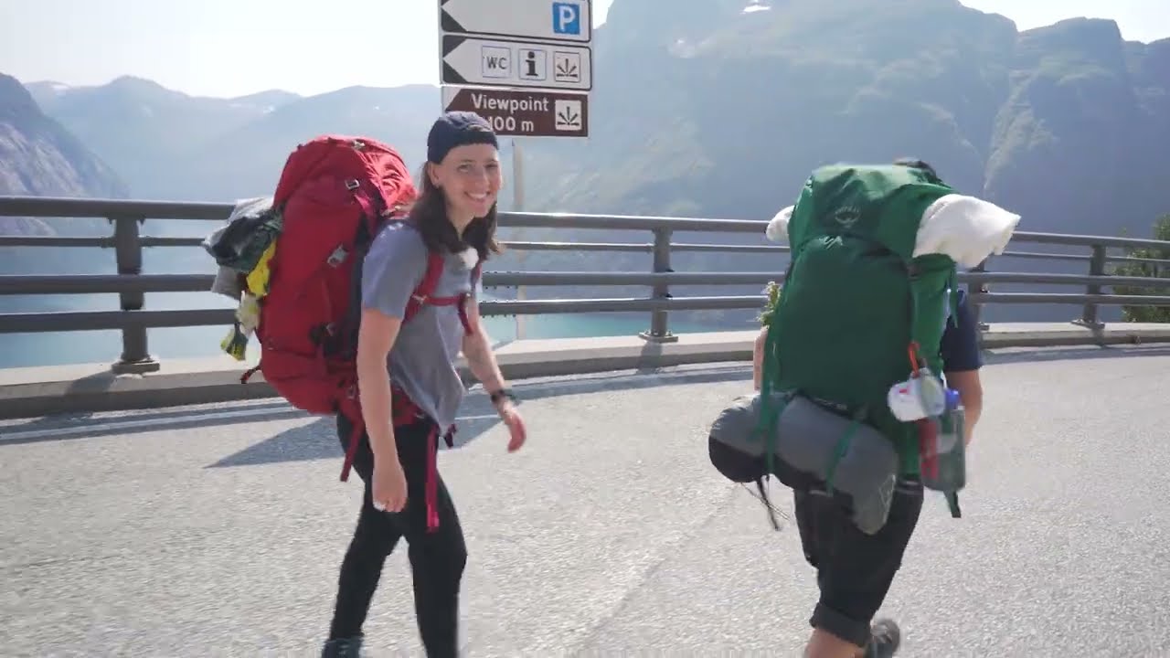 Maren og Cecilie oppdager Ljøbrekka