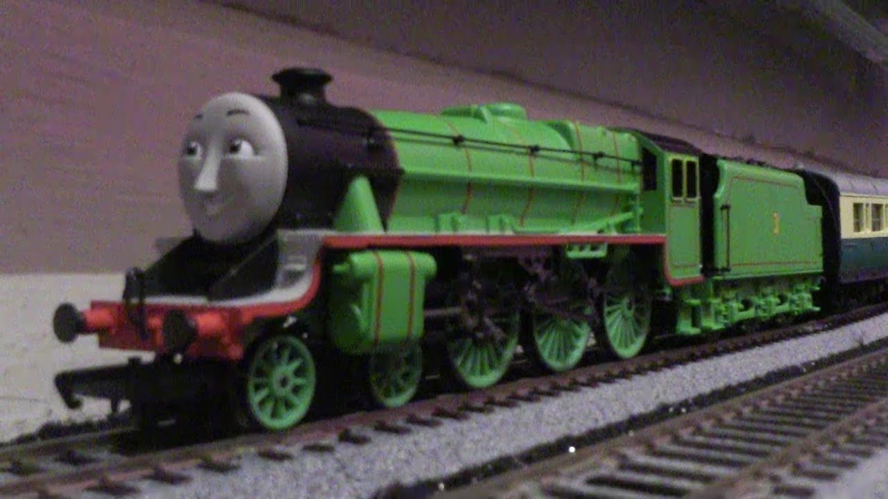 Hornby R9292 | Henry The Green Engine | Thomas & Friends | OO Gauge | Review | HD