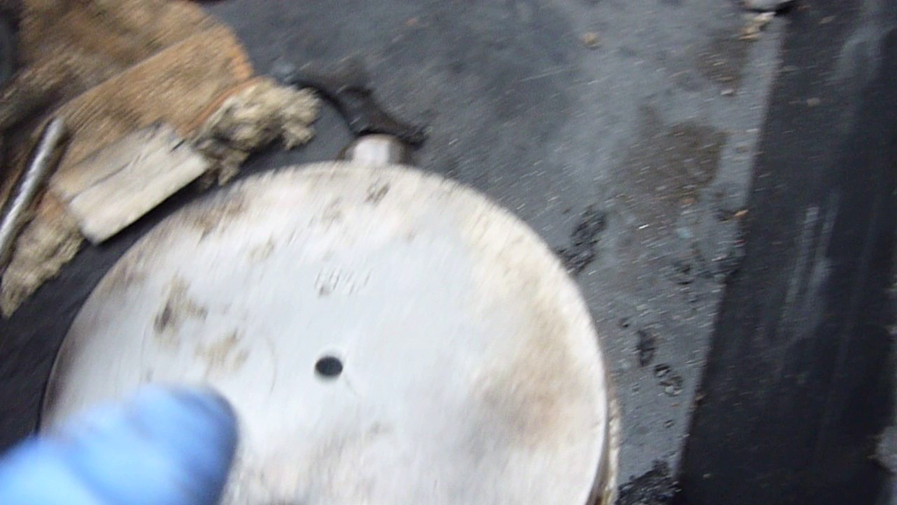 Denpr - Piston Removal