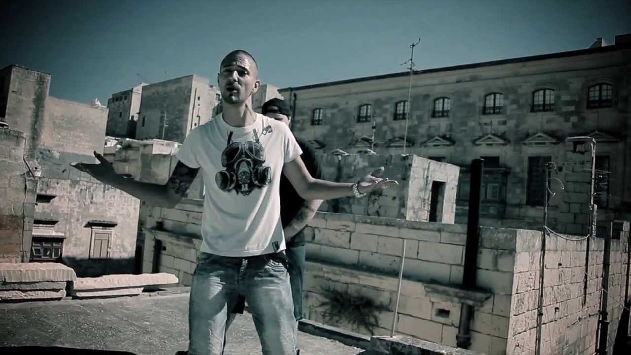 Rumbull feat. Manage - Pulse of a Rebel (Official Video)