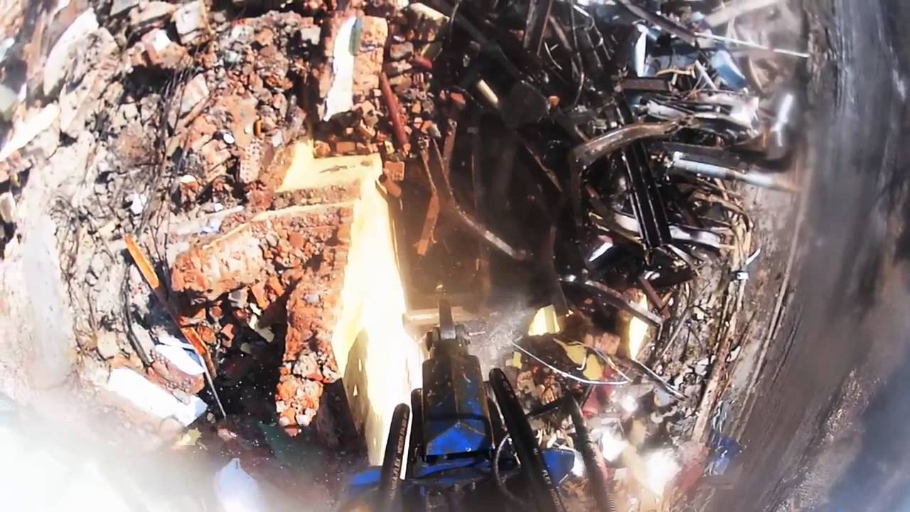 2 tons ARDEN concrete shears - demolition works, view from the sky