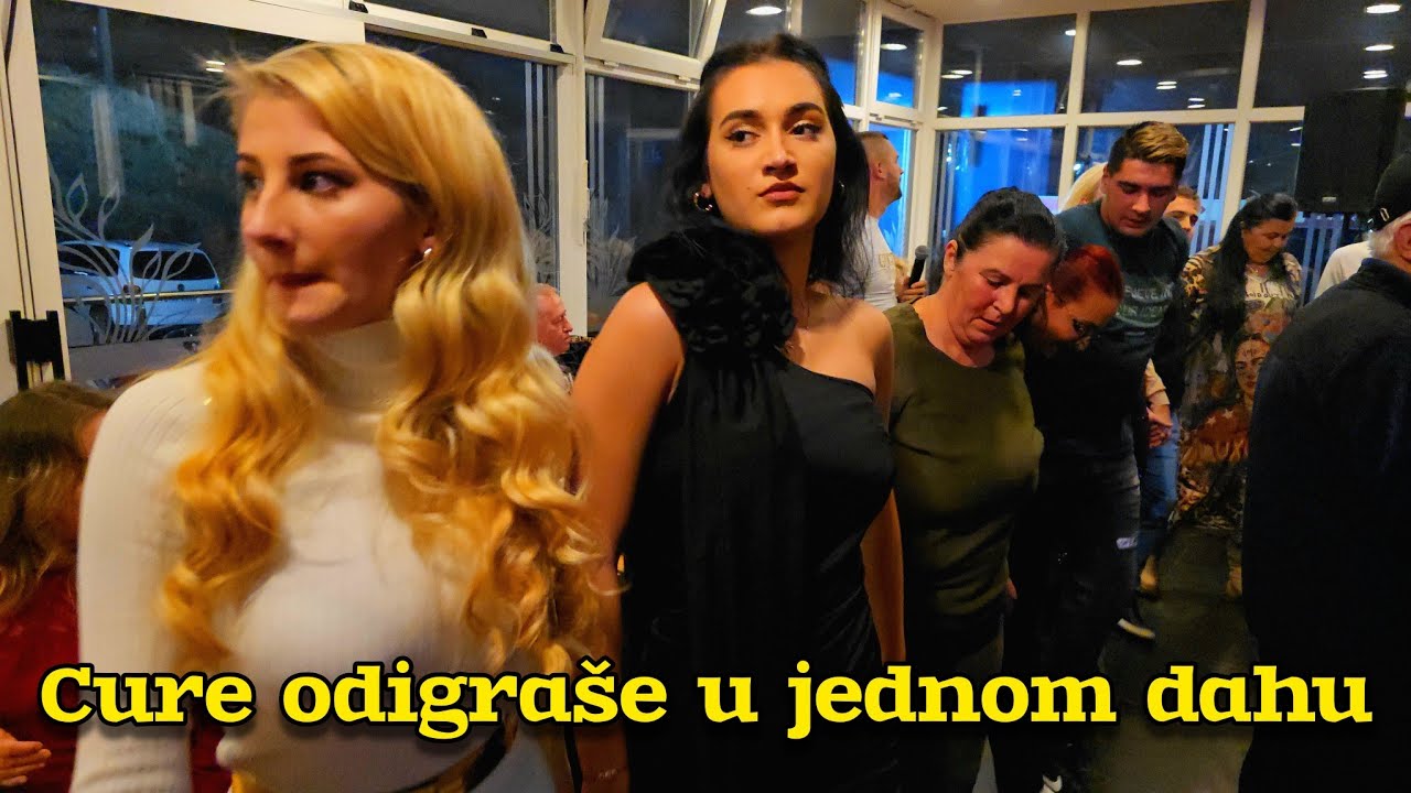 Cure Odigraše U Jednom Dahu 🎉 Restoran Sarajlić Na Lašvi 06.12.2025. 🎹 Nijal Bend.