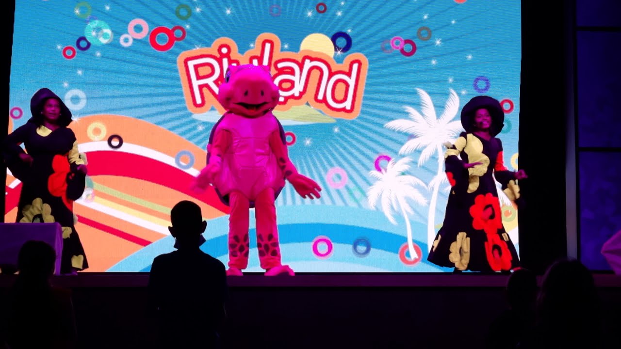 Riu Land Maldives mini disco, Слушать, скачать,смотреть онлайн -Мини диско на Мальдивах в Риу Отель!