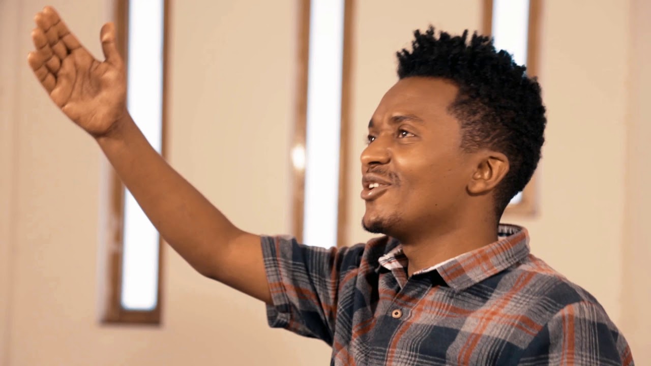 Singer etenesh abure sumoro new mazimur please share and subscriber for others(3)