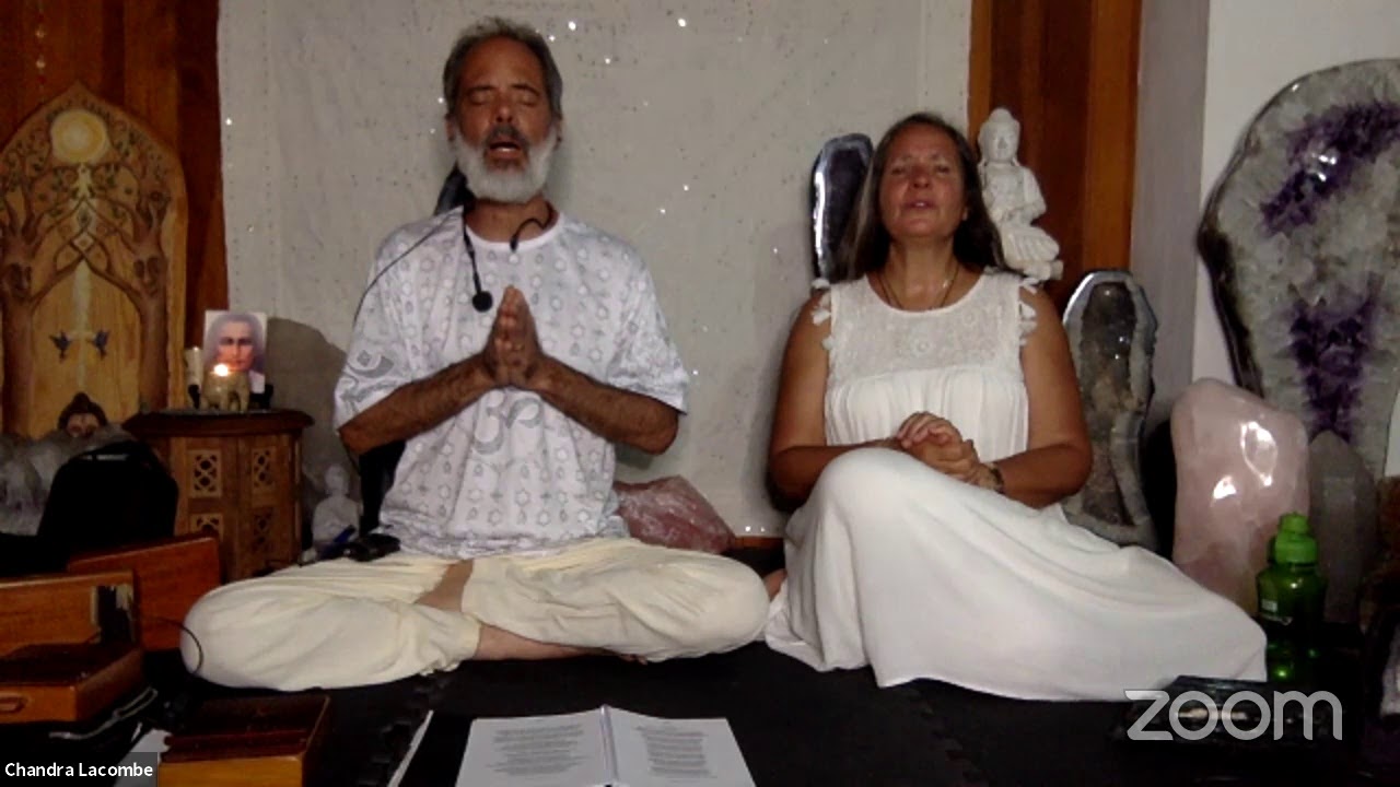 Kirtan (Roda de Mantras), com Chandra Lacombe