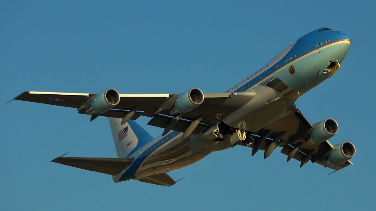 Plane Spotting and Air Force One at Detroit Metro Airport - January 13, 2026 #airforceone #dtw