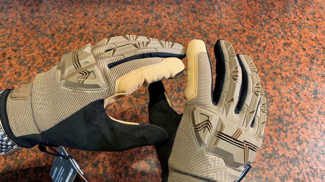 Touchscreen Tactical Gloves for Air Soft, Paint Ball, Hiking and More! by OneTigris
