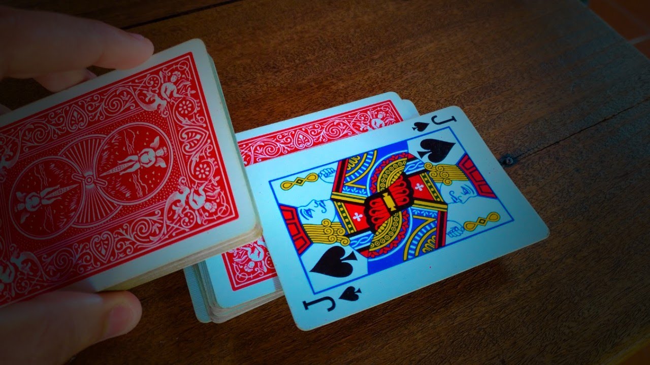 APRENDA UMA MÁGICA FENOMENAL COM CARTAS | Carta Invisível - Tutorial