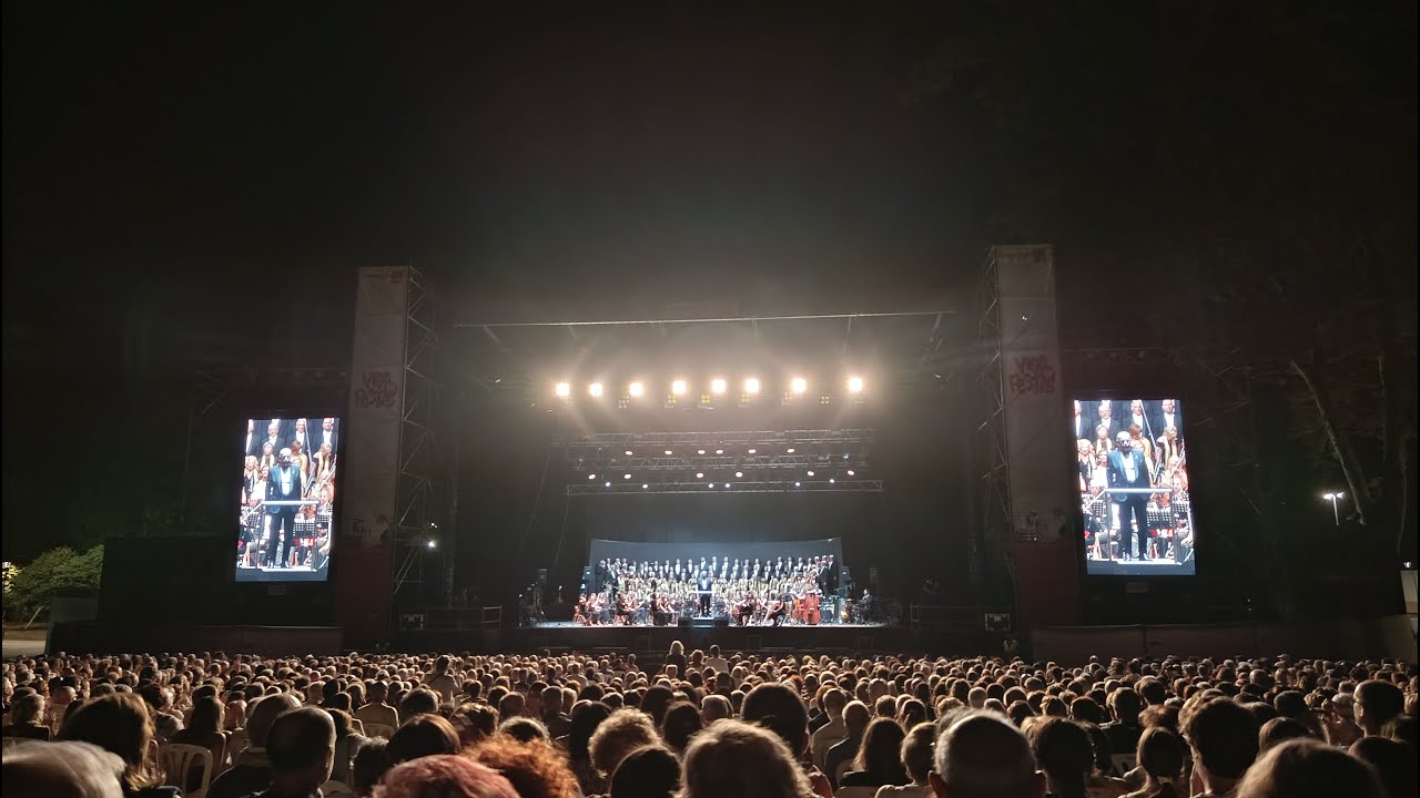 Vigo - Coral Casablanca, parque Castrelos, 2025. Candilejas, Libertad sin ira, Himno de Galicia, etc