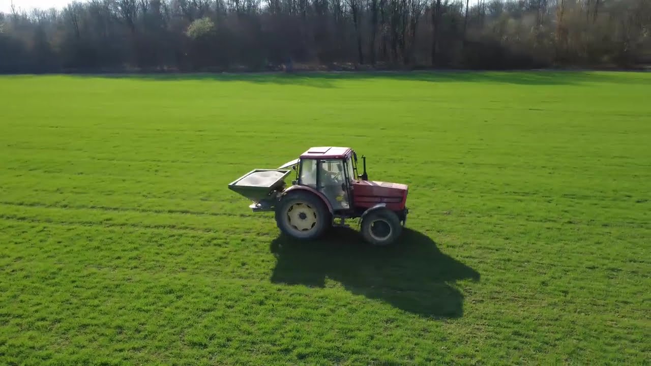 Zetor 8540 + Amazone ZA-M 1000 / Prihrana pšenice i ječma 2026.