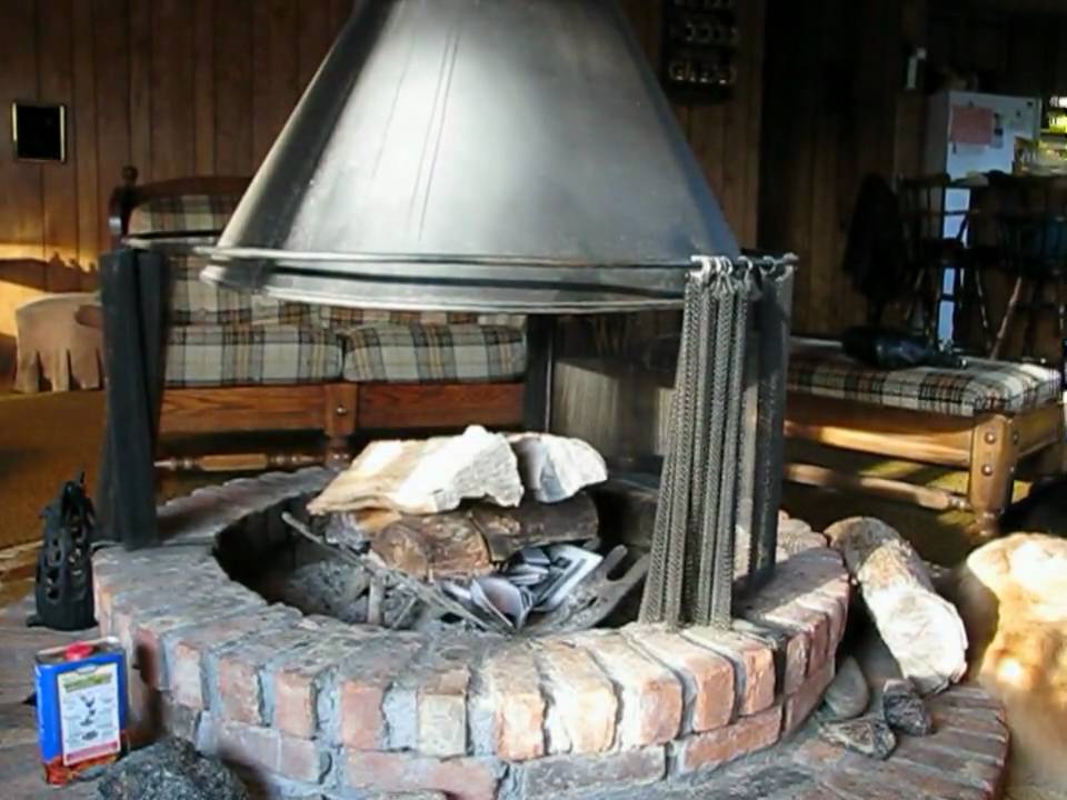 Telescoping freestanding circular fireplace