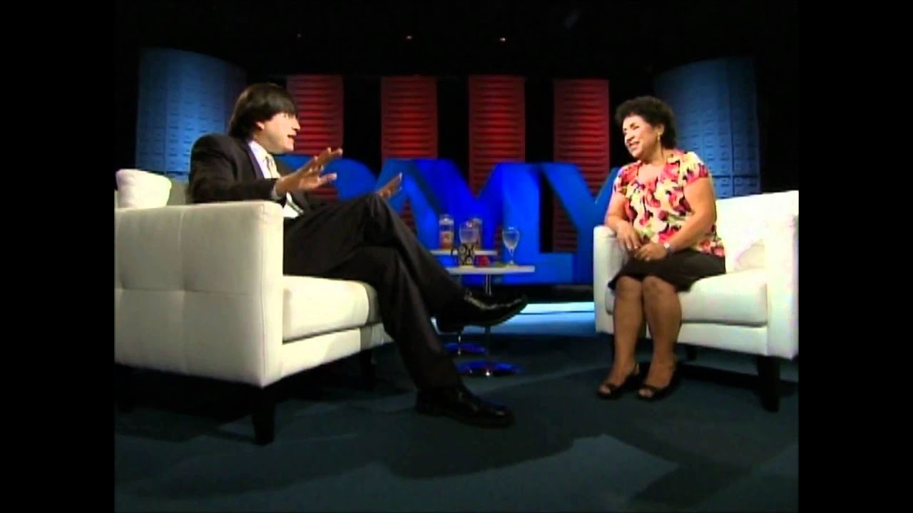 jaime bayly con la Nana Maria 1ra parte 05/06/2011.wmv