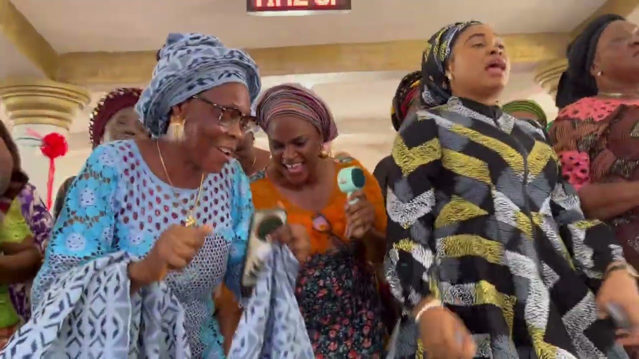 Women thanksgiving (PSIM)