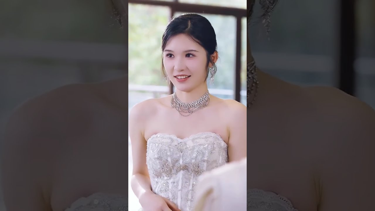 全心全意地愛他，他卻出軌繼妹，甚至害死他們的孩子，愛意散盡她果斷踹開渣男瀟灑離開，誰料渣男卻死纏爛打求她原諒，可惜她絕不回頭！