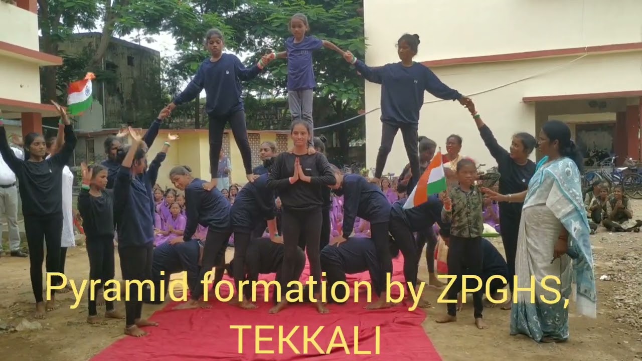 Pyramid formation by ZPGHS, TEKKALI Students - coach Smt Suryakantham