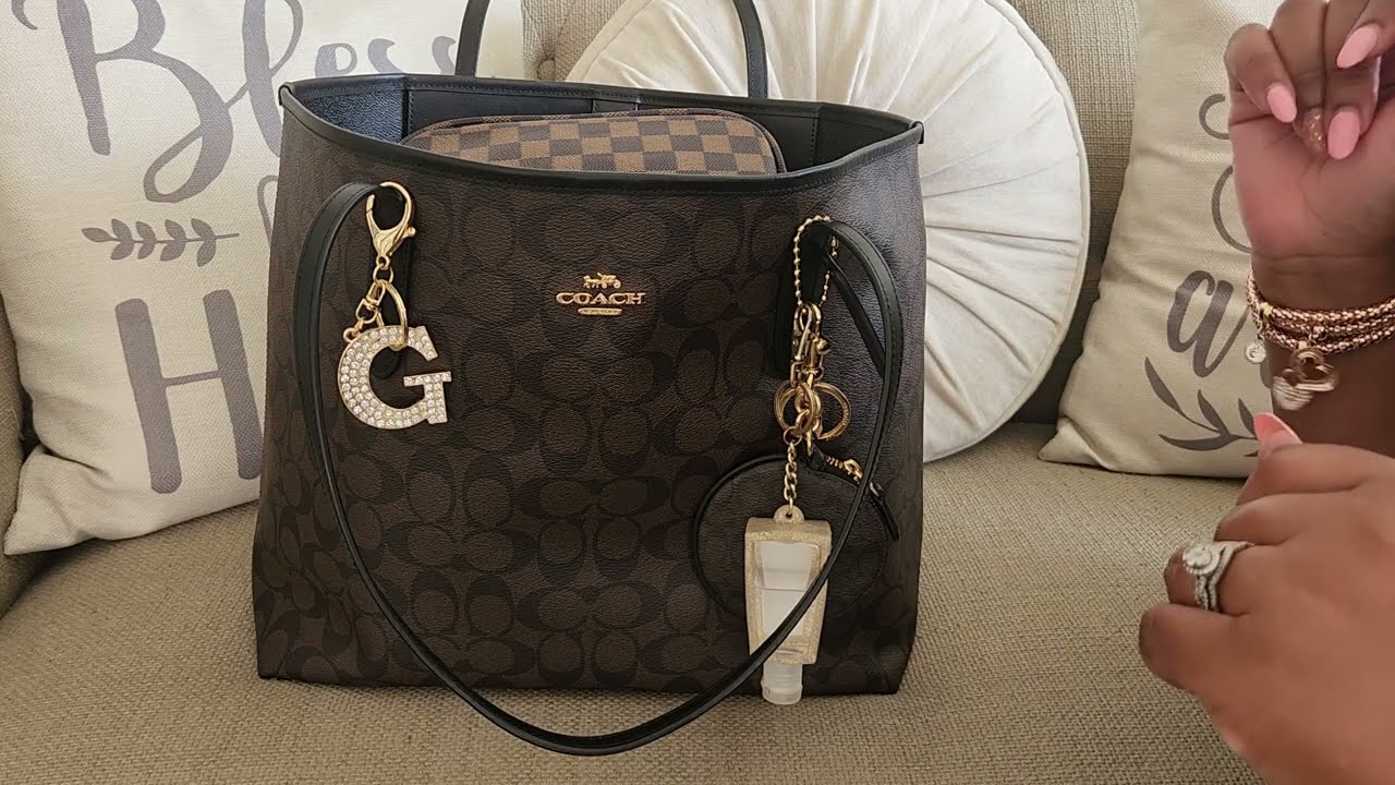 What's in my bag |What's in my work bag | Coach City Tote Dark Brown Signature