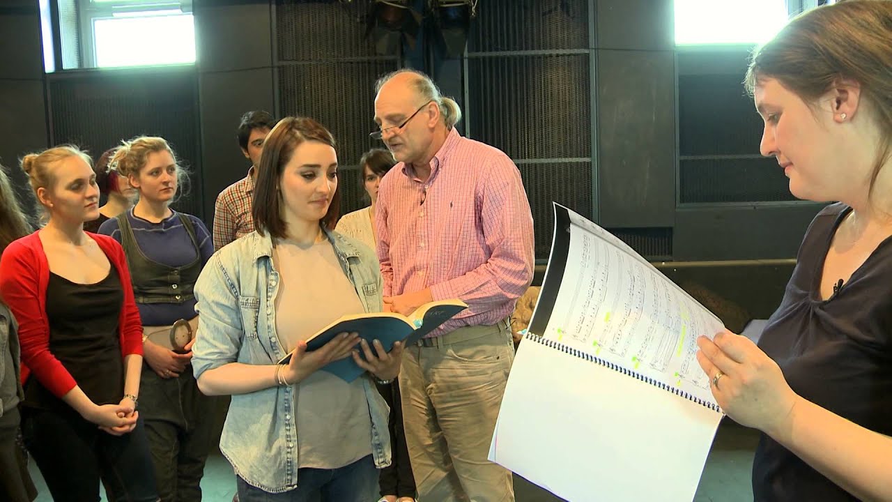 Von Raketen und Arschl&ouml;chern -- MusikTheaterLeben