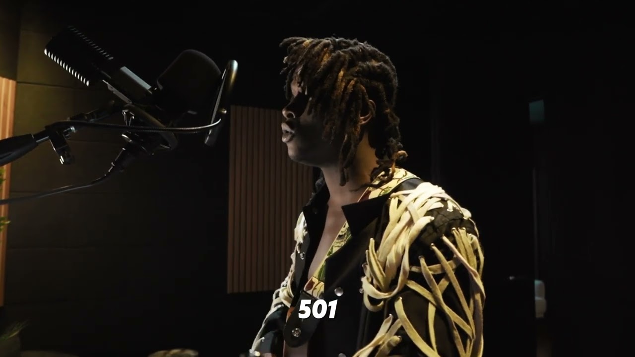 FIRST LOOK: New Song ‘Under My Skin’ 🎸