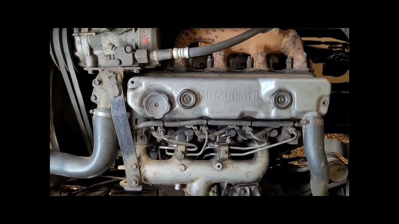 Mitsubishi FUSO 4D33 Engine | COLD START