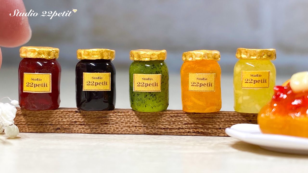 ミニチュアのジャム瓶とトーストをUVレジンと粘土で作ってみました　DIY Miniature Jam jar and toast/UV resin/clay【ミニチュアフード】