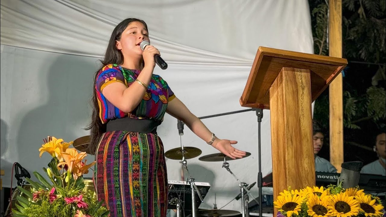 Solista Debora Cetino yo tengo un Dios muy grande