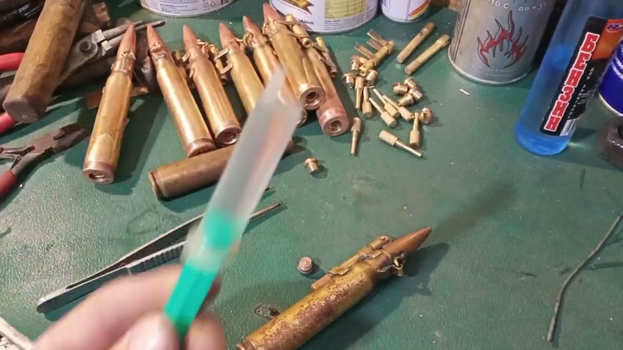 бензиновая зажигалка ручной работы из гильзы.
