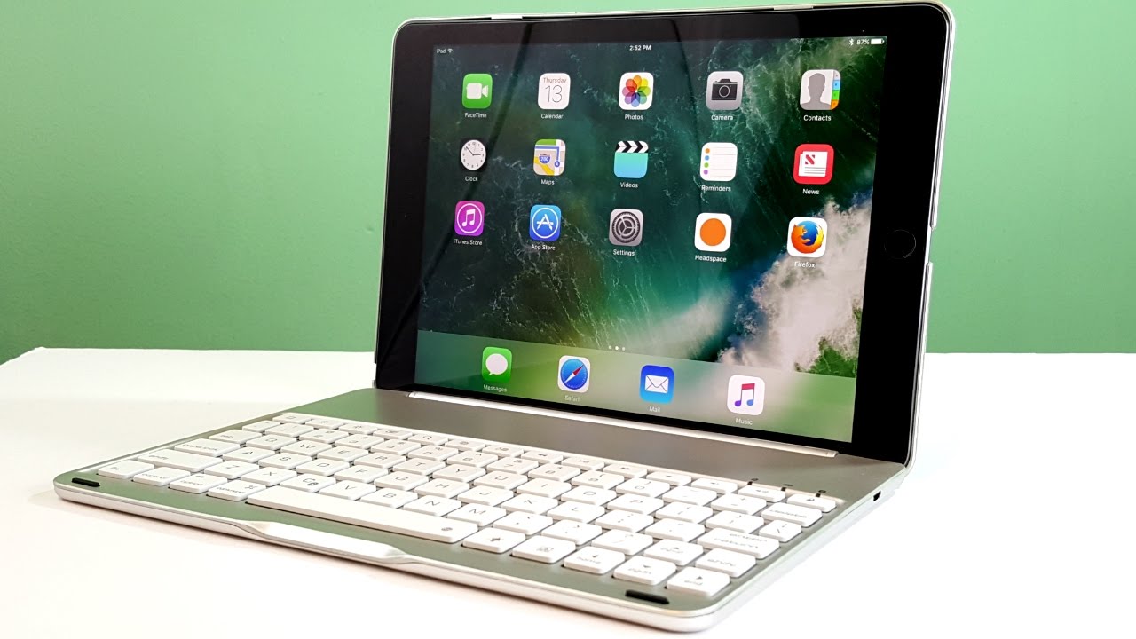 iPad Pro 9.7 Keyboard Case Review