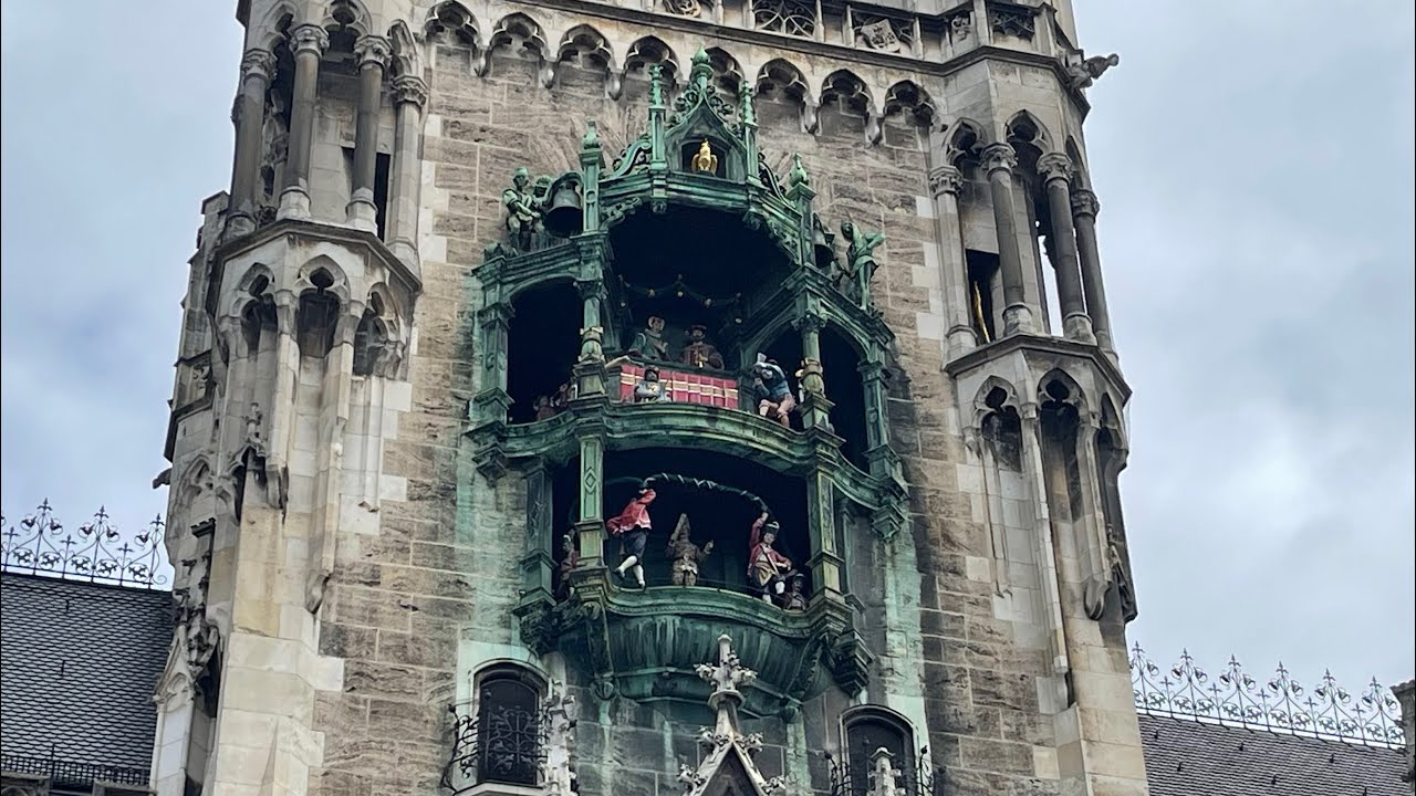 Glockenspiel München Marienplatz HD - Carillon Munich HD - EURO 2024 Germany