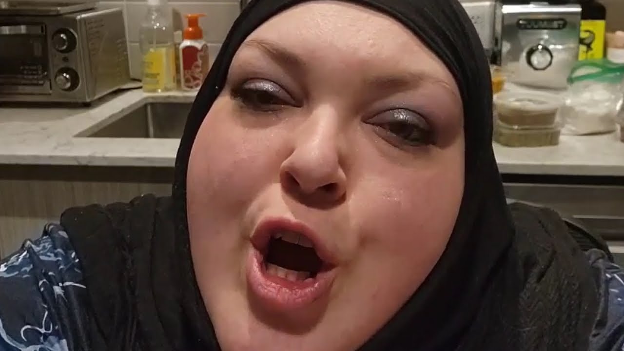 FOODIE BEAUTY GETS AGE RESTRICTED!!1