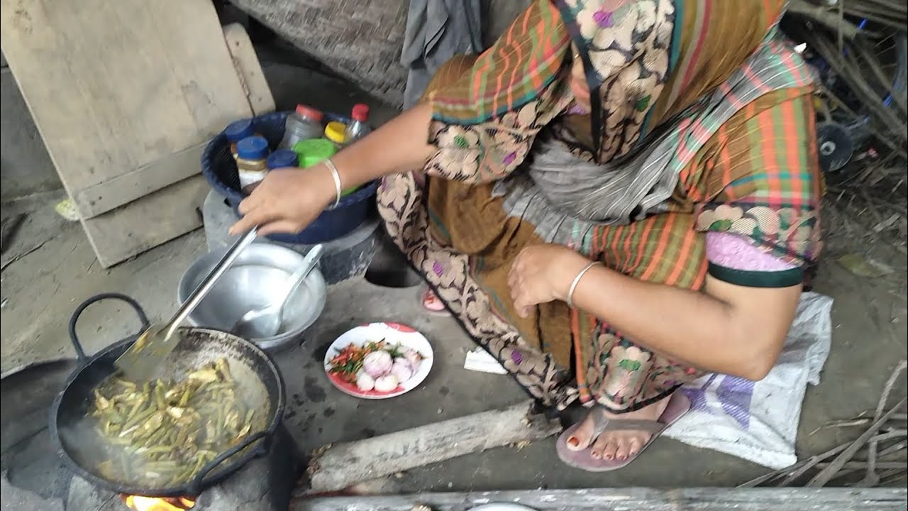 আজকে জুম্মা মোবারক খিচুড়ি মাংস রান্না করলাম নাতাশার জন্য 