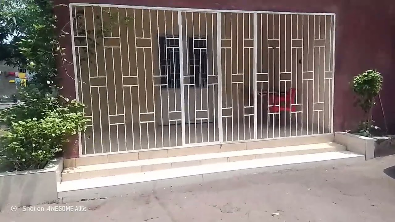 Grande parcelle 20/25 avendre C/n'sele arrêt terre jaune prix 120.000$ adiscuter +243812945006
