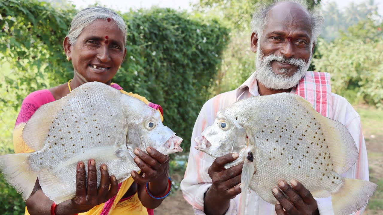 Pomfret Fish Curry Recipe || Village style Pomfret Fish Curry || Ranganayakamma Kitchen