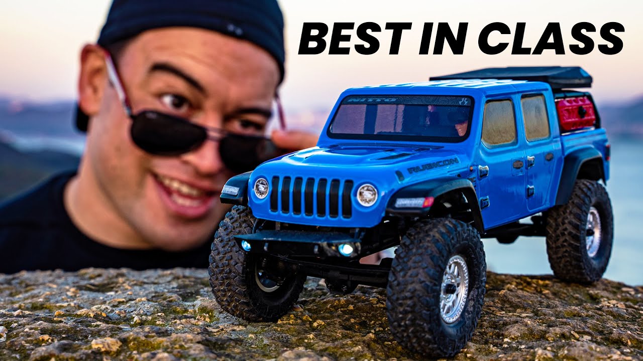 BEST mini RC Crawler 2022 - Axial SCX24 Gladiator!