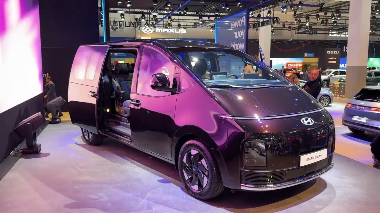 New Hyundai Staria Electric (2026) – The Spaceship is Now EV! | 9-Seater Walkaround (Brussels)