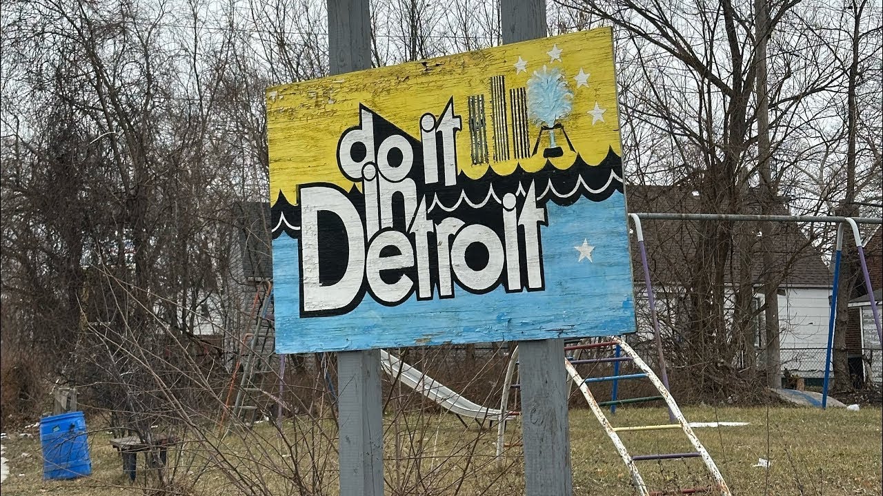 DETROIT’S EIGHT MILE & 75 AREA #DETROIT #EIGHTMILEROAD #MICHIGAN 