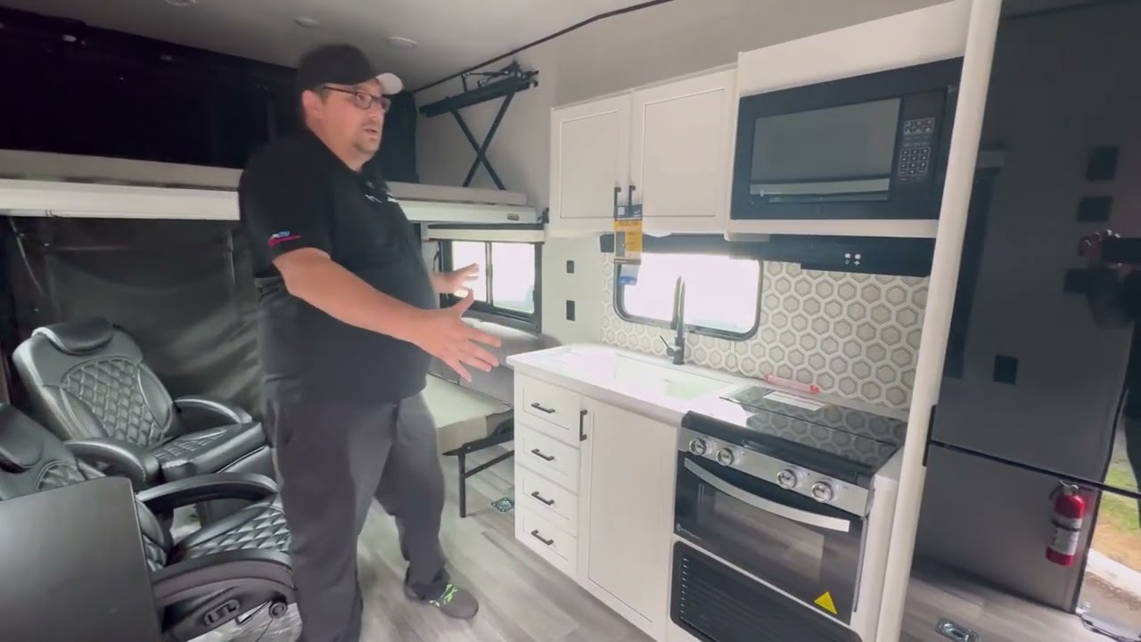 2025 Jayco Jay Flight 255THW - Nations Largest Jayco Dealer