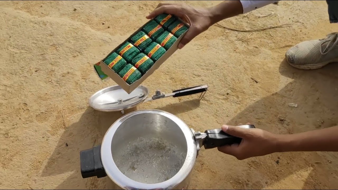 Cooker Vs VIP Sutli Bomb Experiment 2019 Ramen Experiments