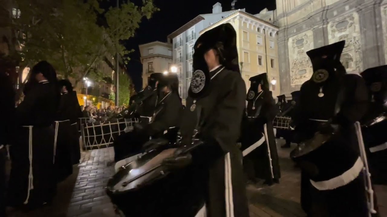Sobrecogedora salida Procesión del Encuentro; Hermandad de San Joaquín y de La Virgen de los Dolores