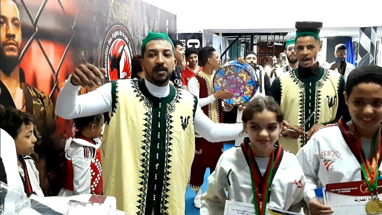 المدرب دار لينا مفاجأة 🎁 بمناسبة الفوز🏆🥋🥇دوزناها ضحك و نشاط 🥳😜 بالدقة المراكشية 🥁💃
