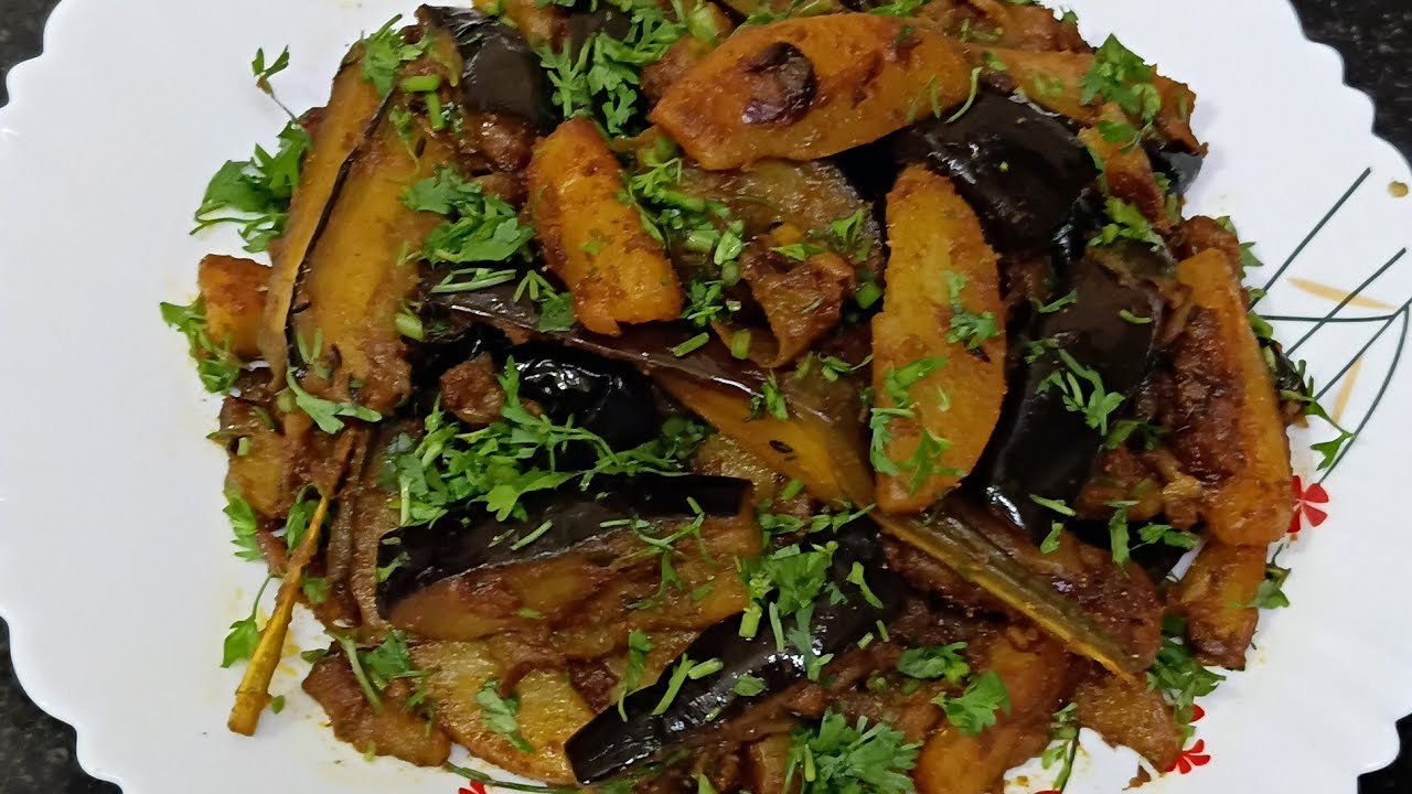 आलू बैंगन की भुजिया | Aloo Baingan Ki Bhujia Recipe