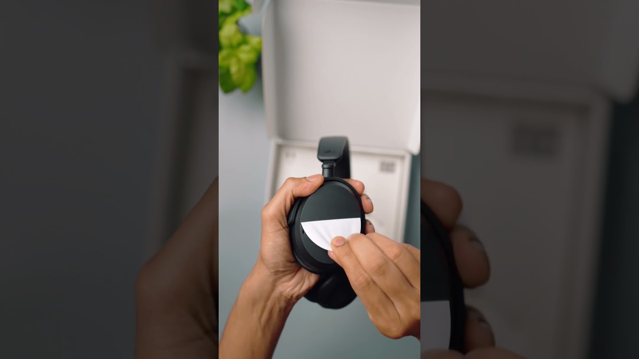 ACCENTUM Unboxing with @JorgePowell  | Sennheiser