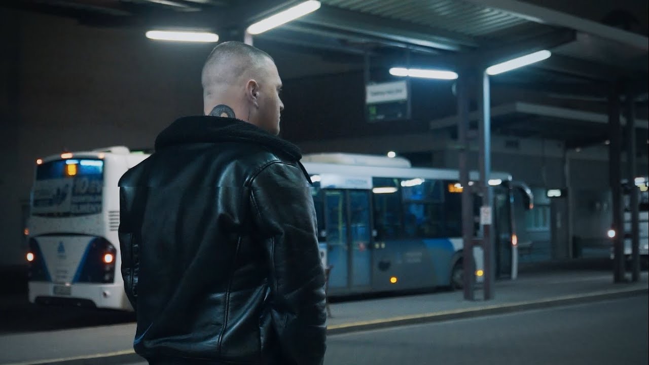 Essemm - PR&Oacute;B&Aacute;LOM (Official Music Video)