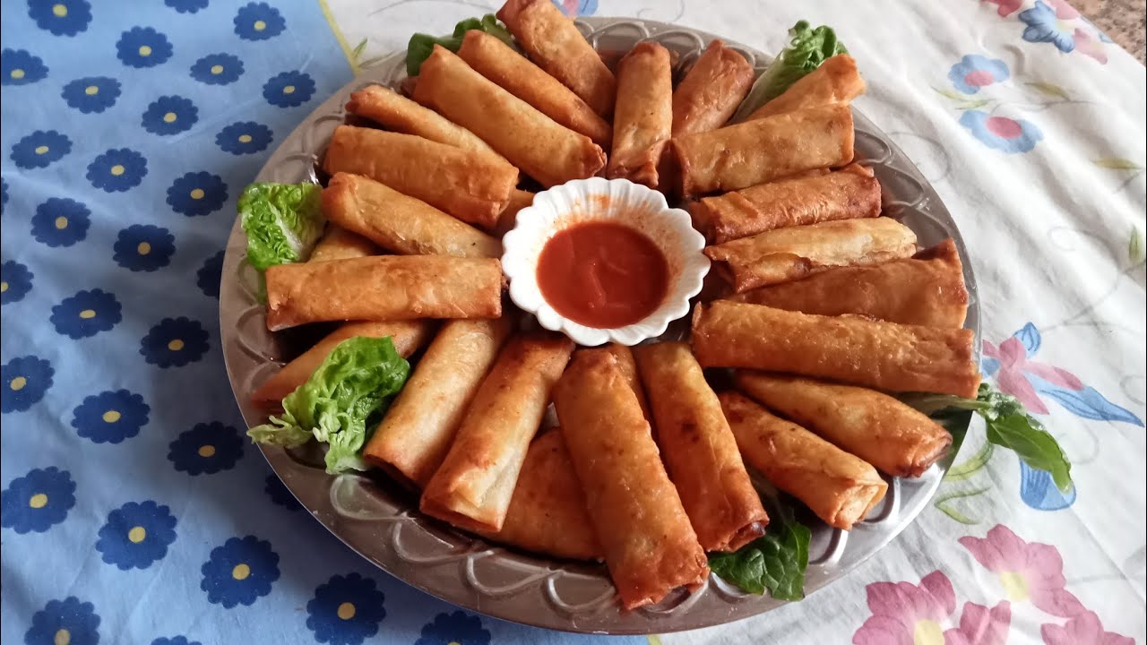 بريوات بالبطاطا و دجاج و منسمين بالزعتر كتجيو لذاذ بزاف بزاف.