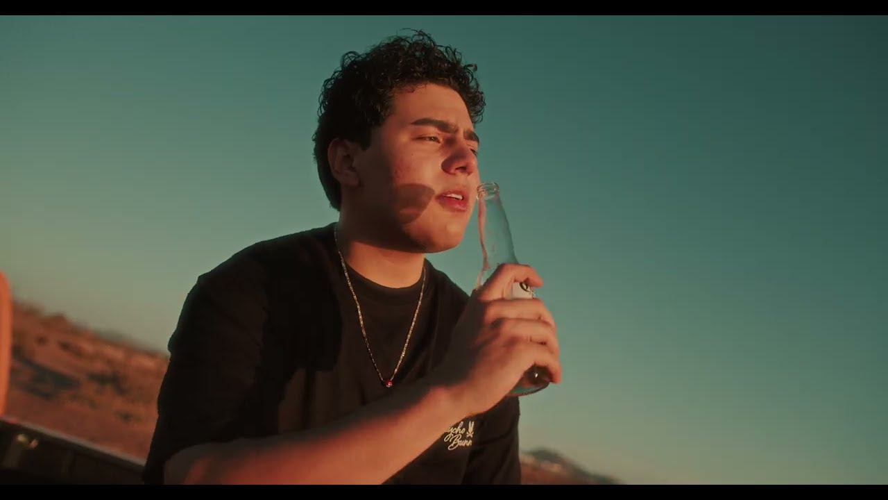 Bacteria - Héctor Vargas (Video Oficial)