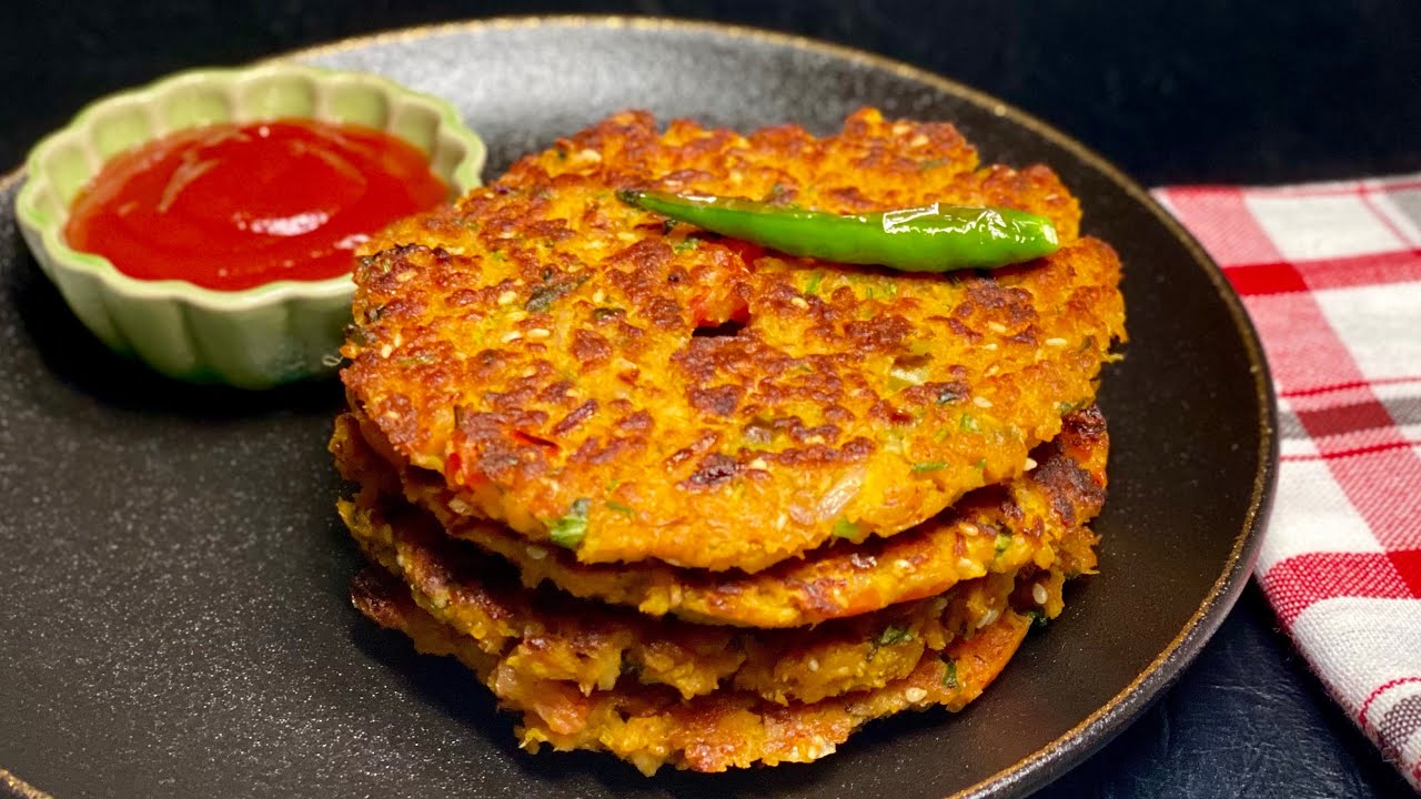 Soya Thalipeeth Recipe I Glutten Free Recipe | Thalipeeth | थालीपीठ | How To Make Thalipeeth Recipe